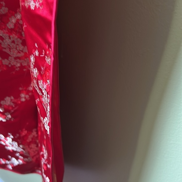 Victoria’s Secret Elegant Red Floral ,feminine, Oriental, Cheongsam Dress. - Picture 6 of 8